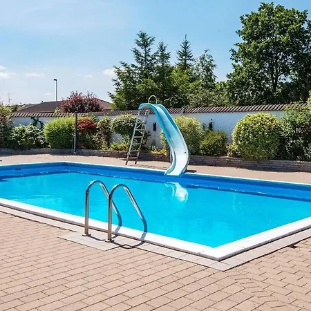 Pool Glesborg